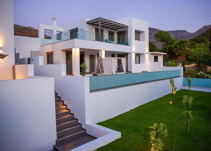 Adrianna Villa 1